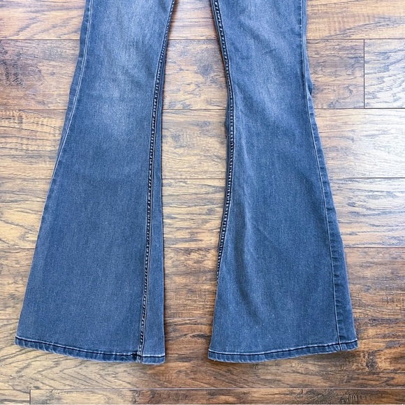 Free People • Penny Pull-On Flare Jeans bell bottom black grey stretch denim - Picture 5 of 10
